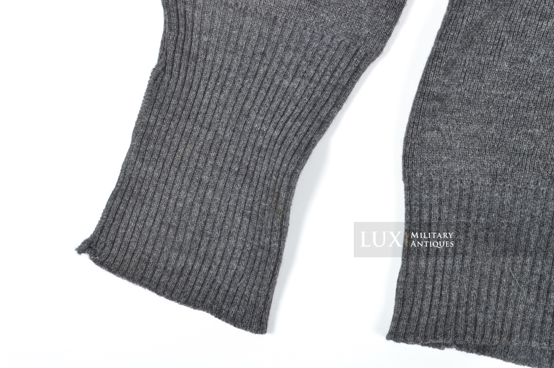 Mid-war German standard issue wool sweater, « green band » - photo 9
