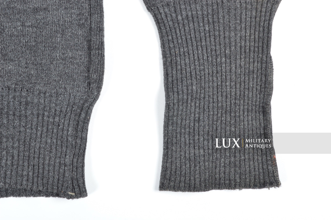 Mid-war German standard issue wool sweater, « green band » - photo 10