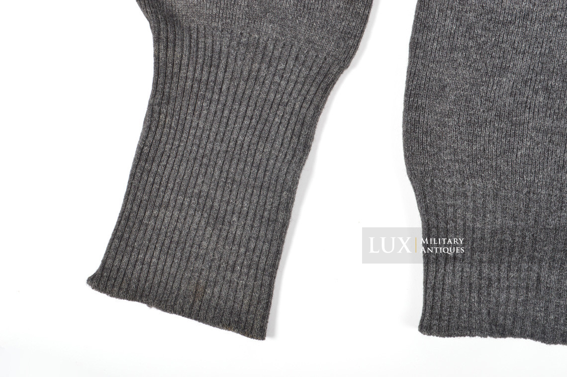 Mid-war German standard issue wool sweater, « green band » - photo 13