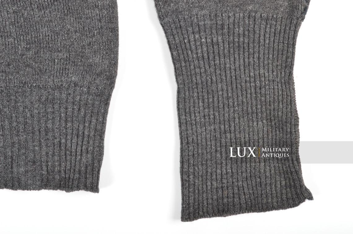 Mid-war German standard issue wool sweater, « green band » - photo 14