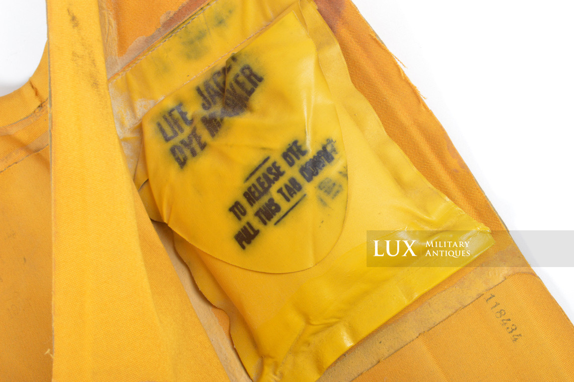 Gilet de sauvetage USAAF, « Mae West », Type B-4 - photo 13