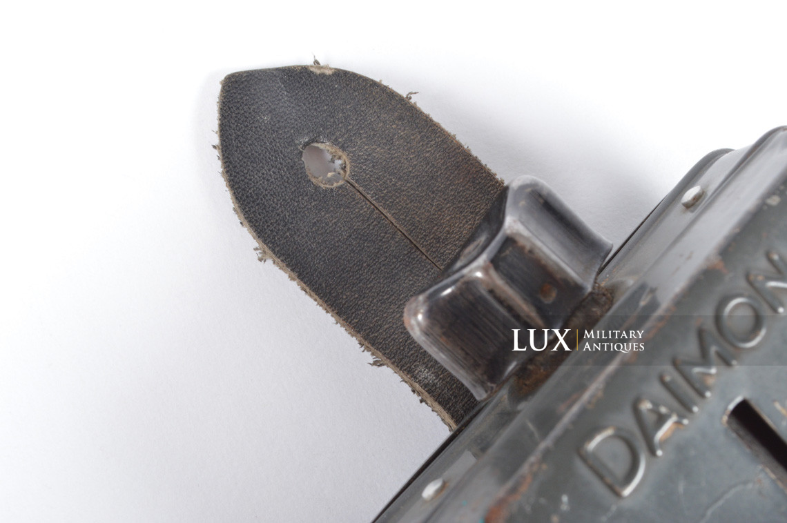 Lampe de poche allemande, « DAIMON » - Lux Military Antiques - photo 11