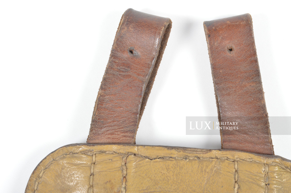 German late-war tan pressed cardboard entrenching tool carrying case, « erg44 » - photo 16