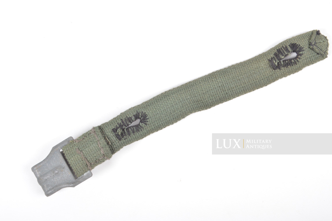 German gasmask canister belt support hook strap - photo 10