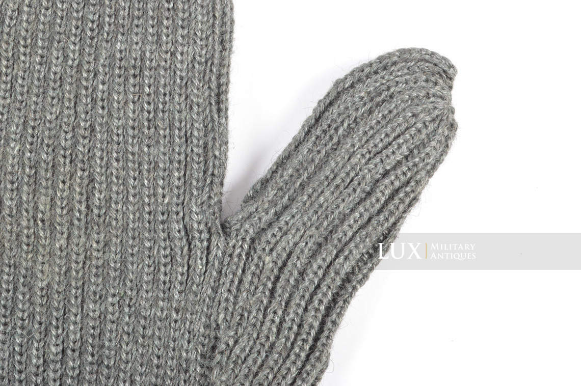 Rare German issued winter combat mittens - photo 9
