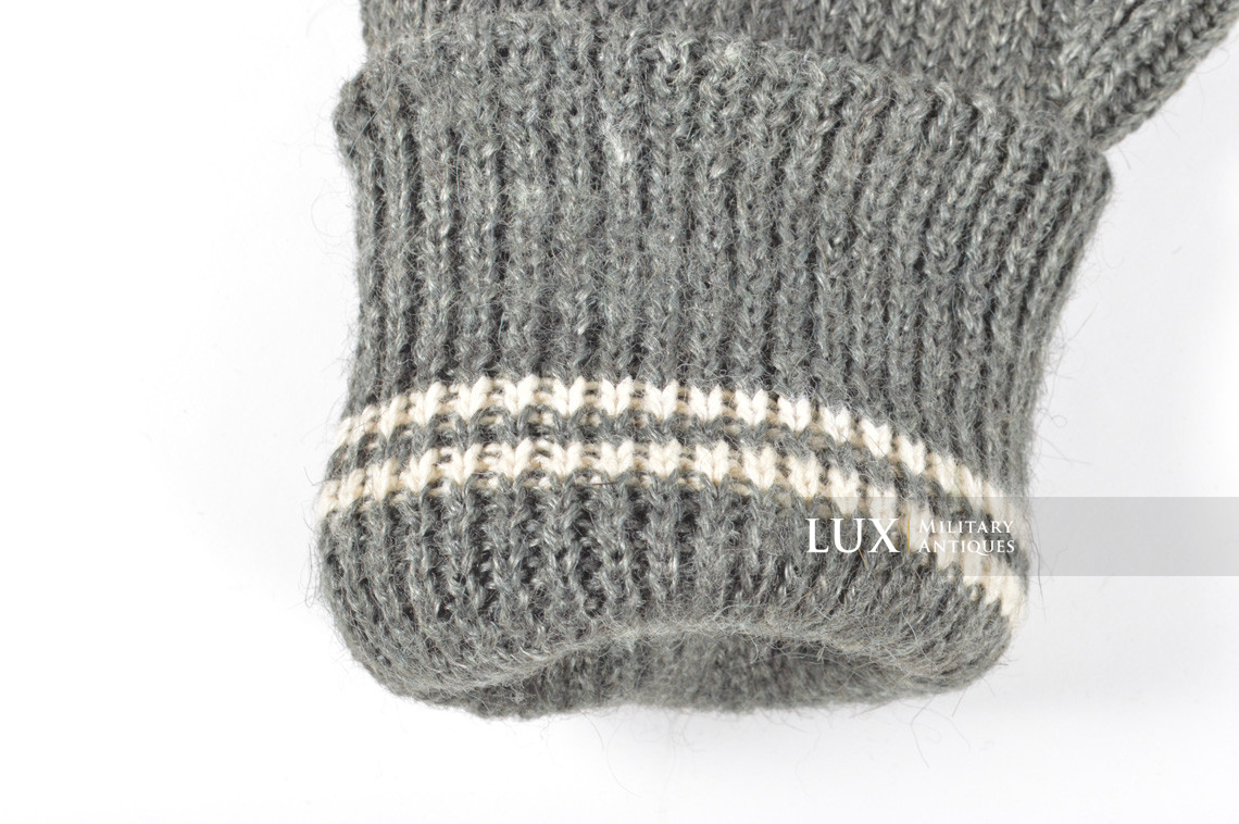 Rare German issued winter combat mittens - photo 13