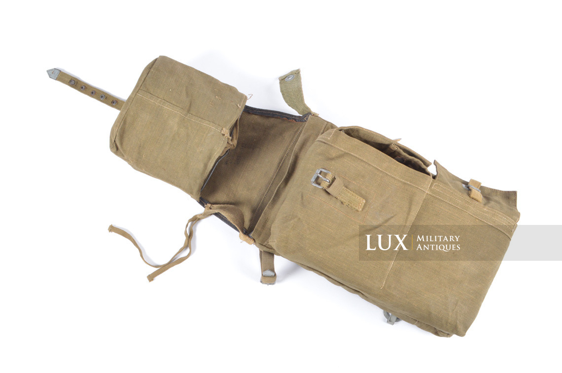 German late war pioneer combat assault pouch set & backpack - photo 45