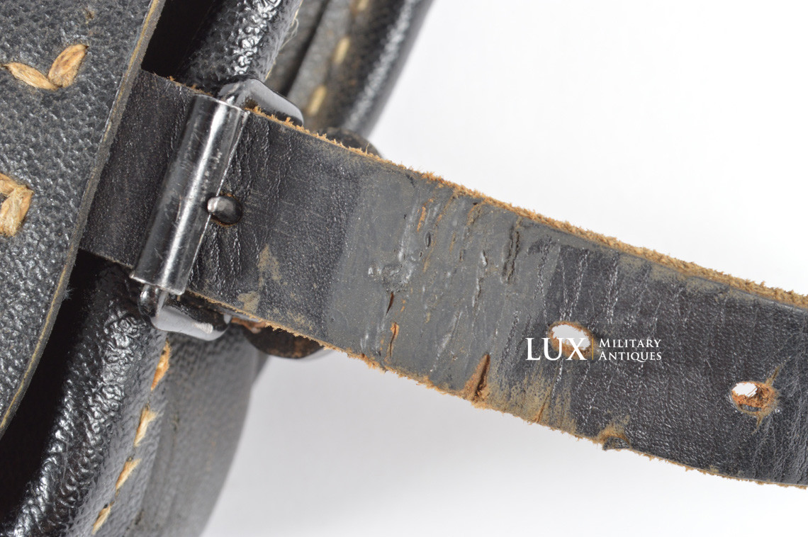 Unissued German engineers tool kit pouch, vinyl construction, « K.W.K.1940 » - photo 12