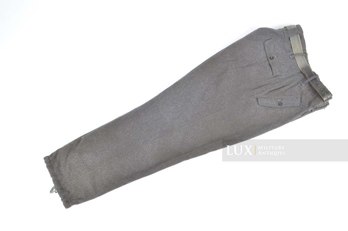 Rare Luftwaffe M44 combat field trousers, « RBNr. » - photo 12