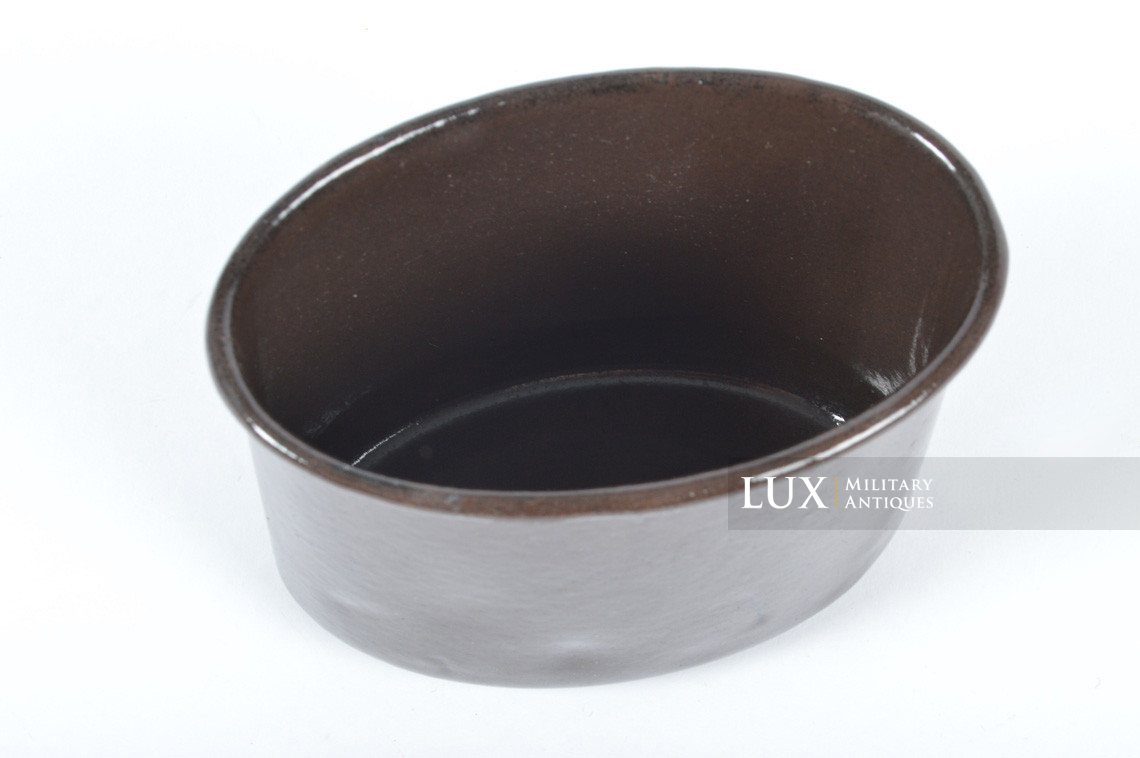 Unissued German late-war canteen with brown enamel cup, « 0/0560/0156 » - photo 23