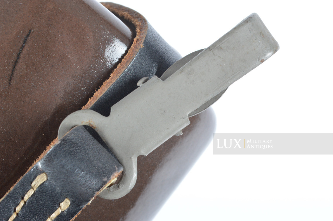 Unissued German late-war canteen with brown enamel cup, « 0/0560/0156 » - photo 9