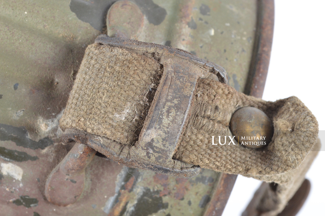 German two-tone camouflage gas mask canister, « woodwork find / Normandy » - photo 24
