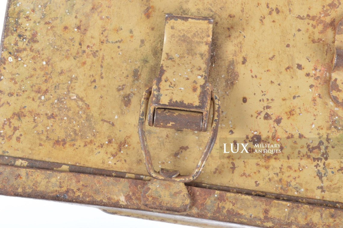 German armored vehicle MG34/42 ammunition drum box, « MG MUNITION » - photo 11