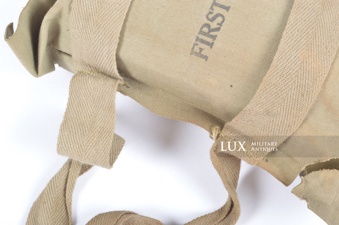 US paratrooper first-aid pouch - Lux Military Antiques - photo 11