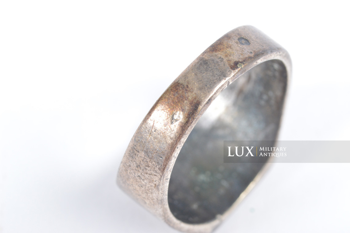 Combat sales engineer ring