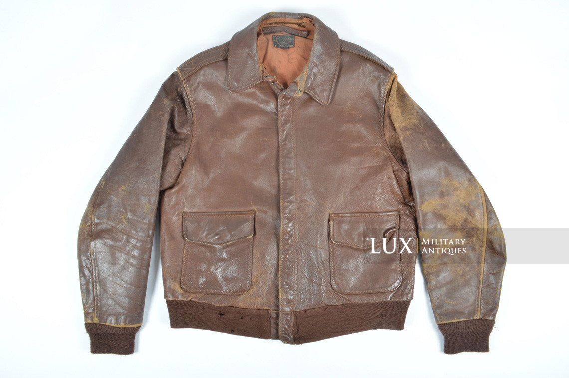 Blouson A-2 peint USAAF de James Zeiner, « ETO - HEAVEN CAN WAIT » - photo 37