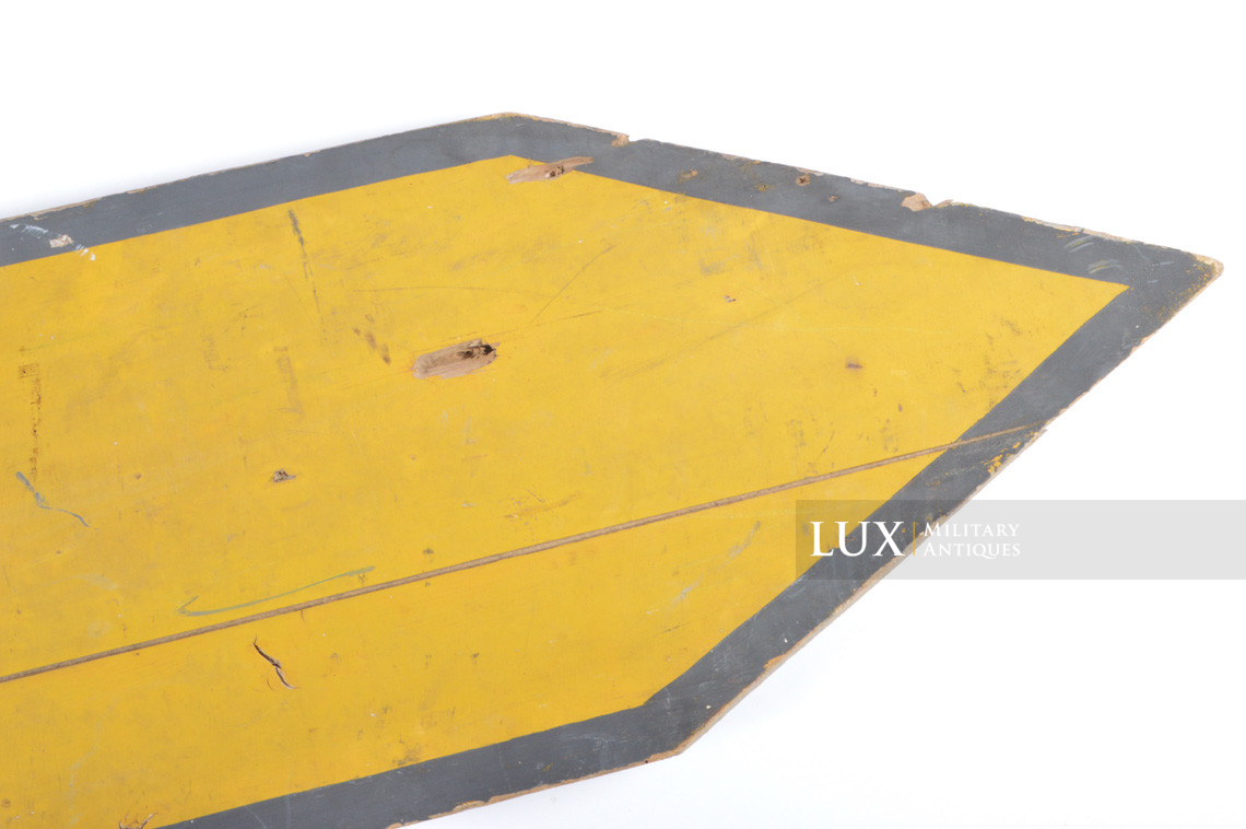 German directional sign « HUY », Battle of the Bulge « Kampfgruppe Peiper » - photo 11