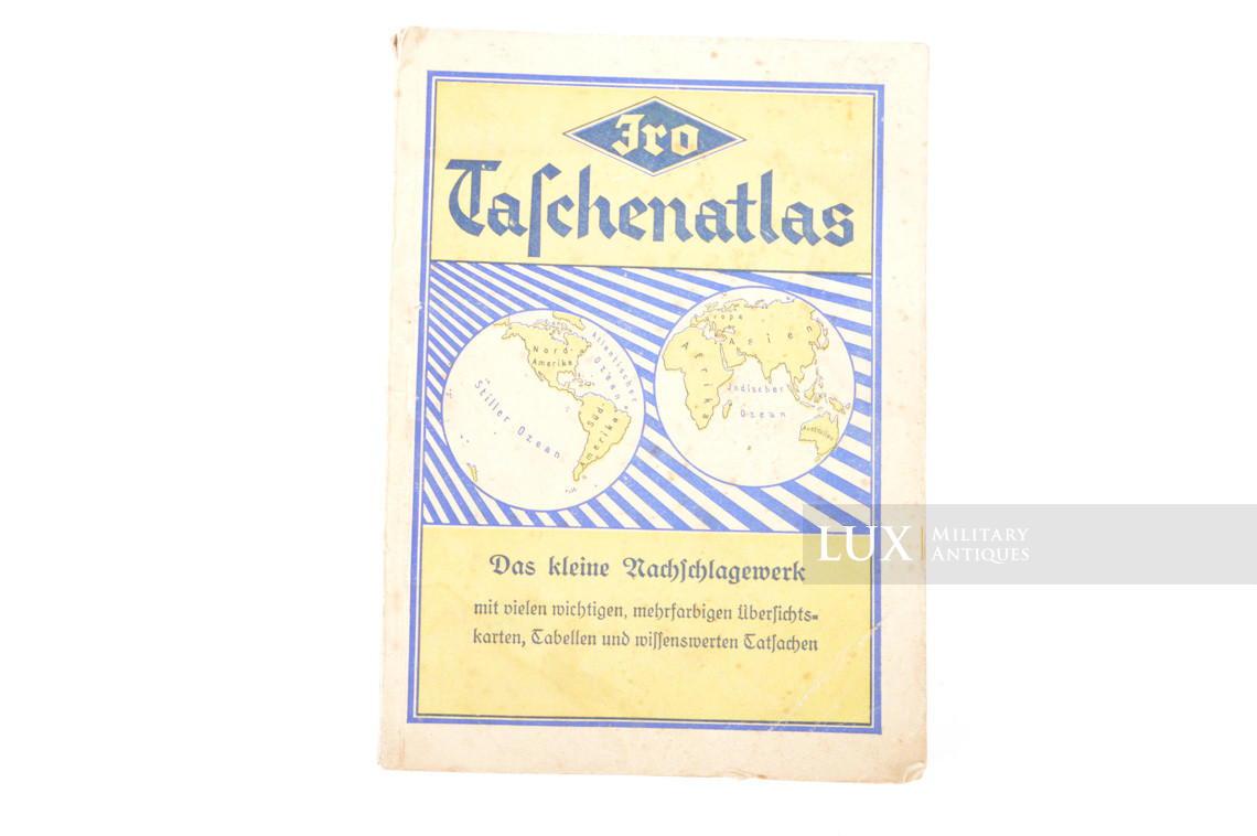 Period German pocket atlas and information booklet - photo 4