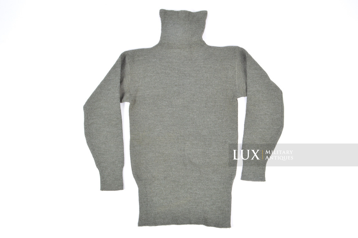 Late-war German issued « turtle-neck » sweater  - photo 4