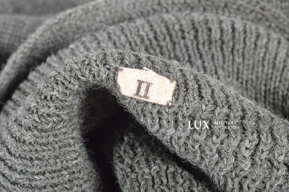 Late-war German issued « turtle-neck » sweater  - photo 8