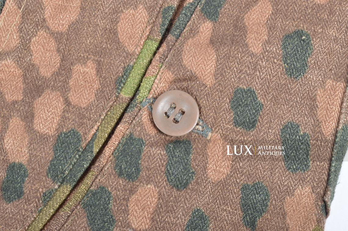 Unissued Waffen-SS M44 dot pattern camouflage combat trousers, « 223/44 » - photo 13