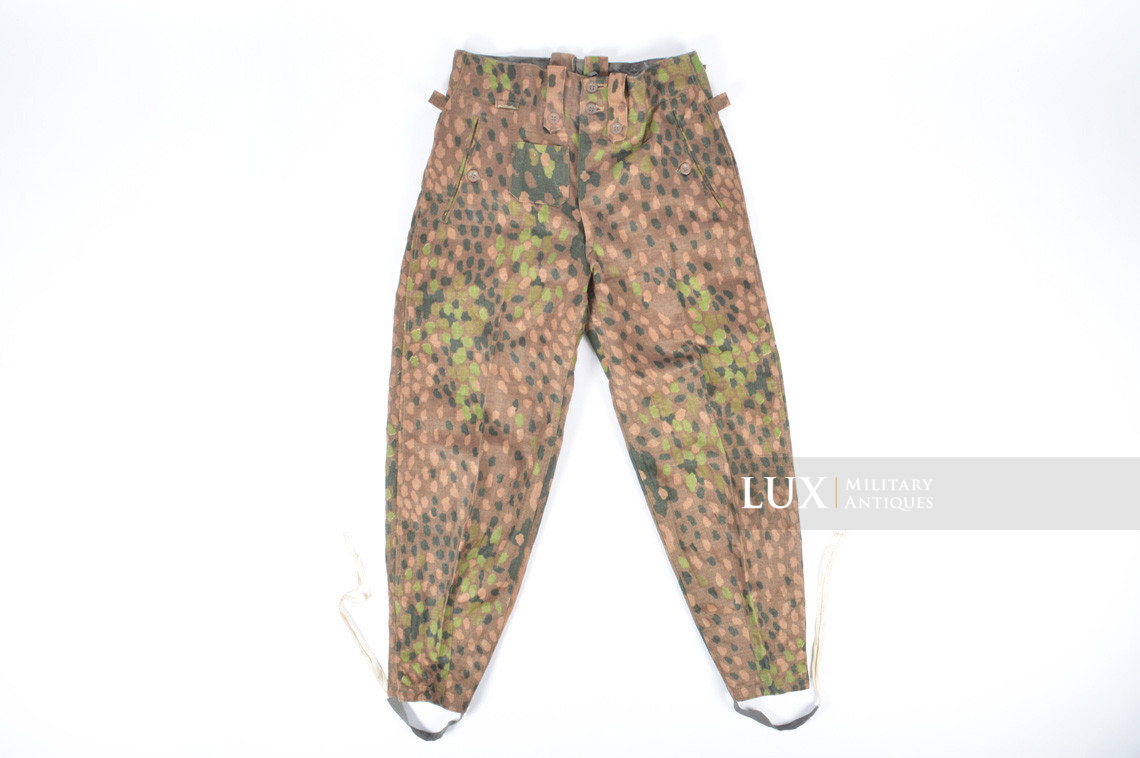 Unissued Waffen-SS M44 dot pattern camouflage combat trousers, « 223/44 » - photo 16