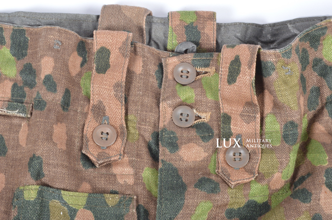 Unissued Waffen-SS M44 dot pattern camouflage combat trousers, « 223/44 » - photo 18