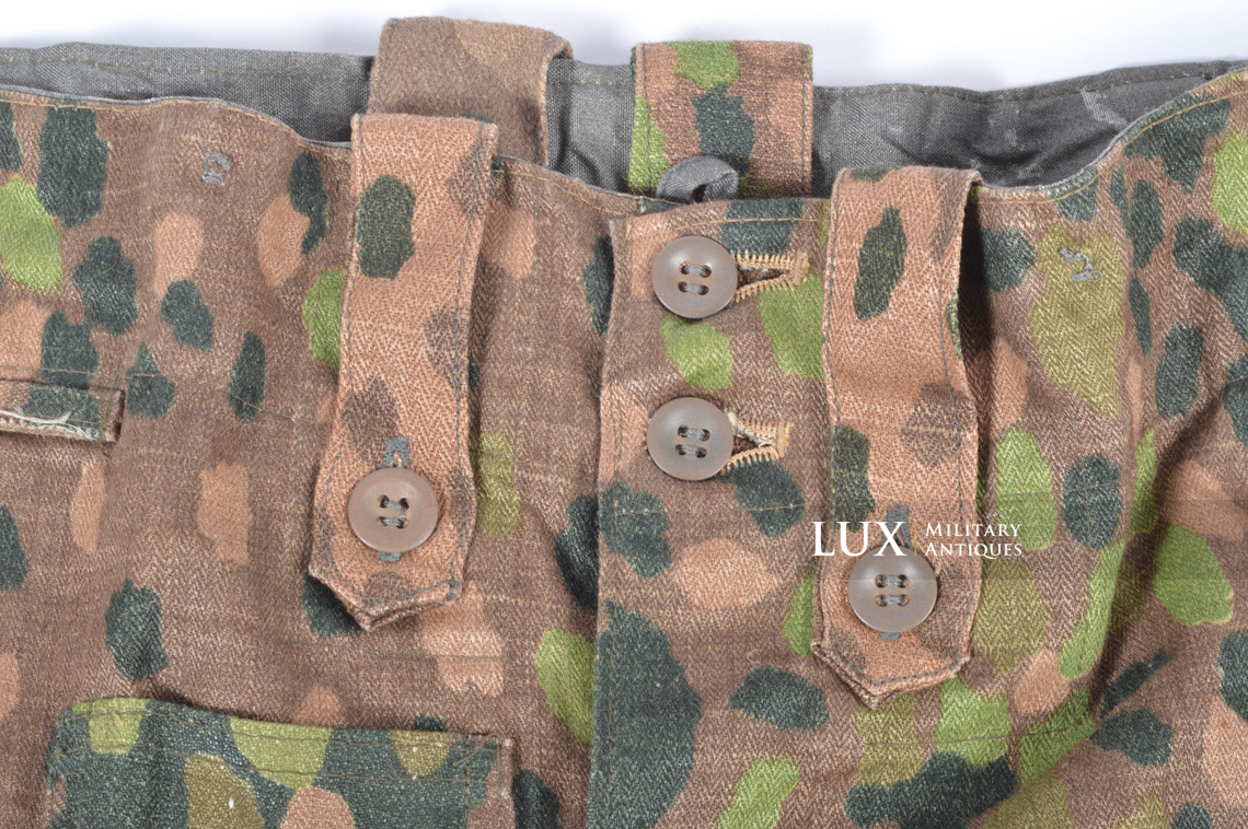 Unissued Waffen-SS M44 dot pattern camouflage combat trousers, « 223/44 » - photo 18