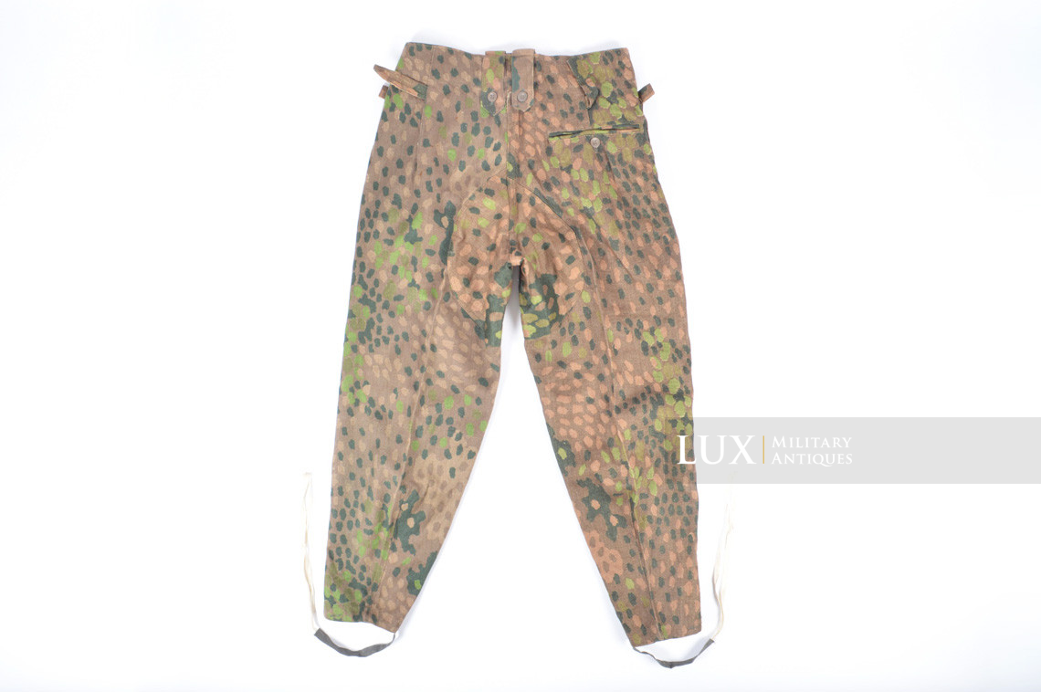 Unissued Waffen-SS M44 dot pattern camouflage combat trousers, « 223/44 » - photo 21