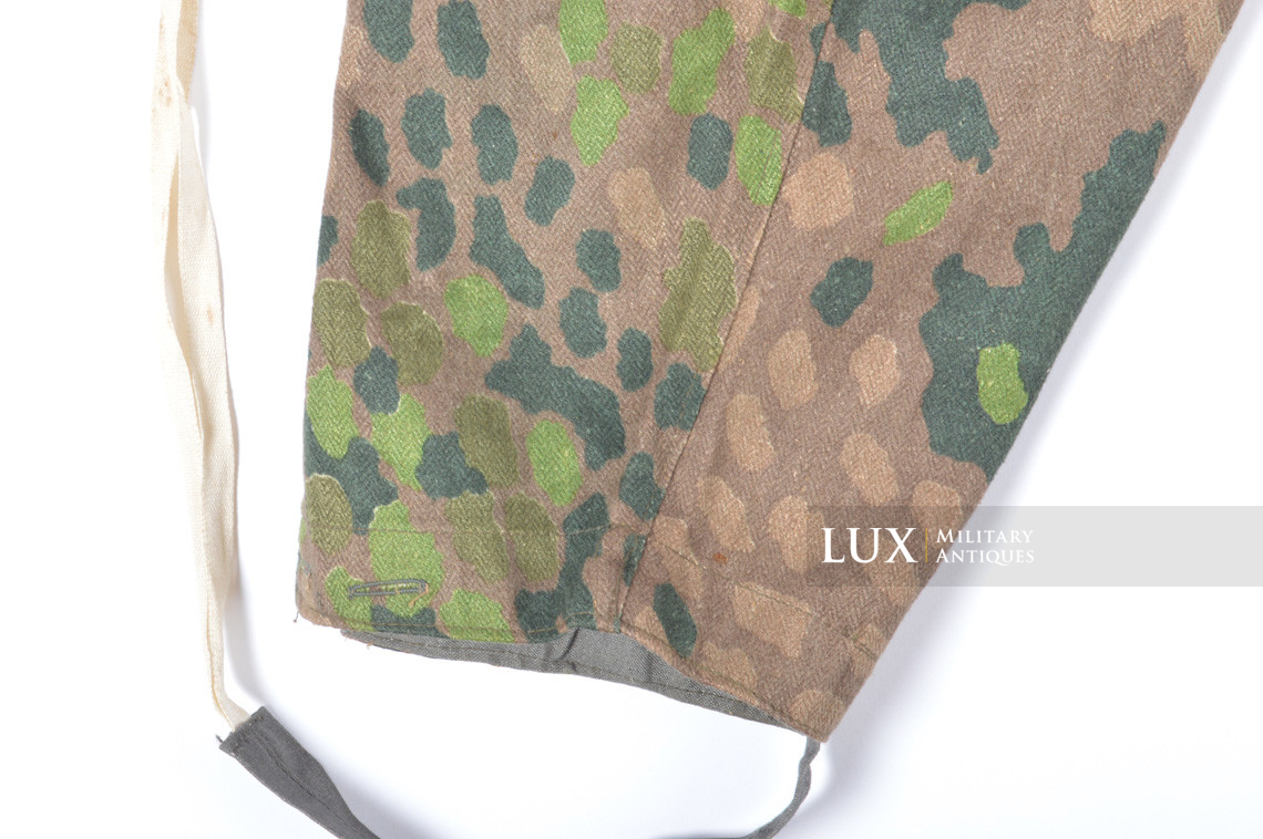 Unissued Waffen-SS M44 dot pattern camouflage combat trousers, « 223/44 » - photo 26