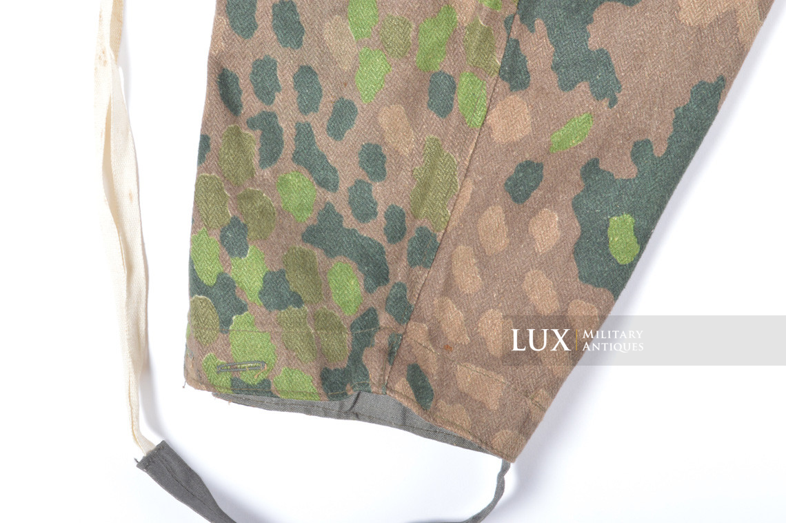 Unissued Waffen-SS M44 dot pattern camouflage combat trousers, « 223/44 » - photo 26