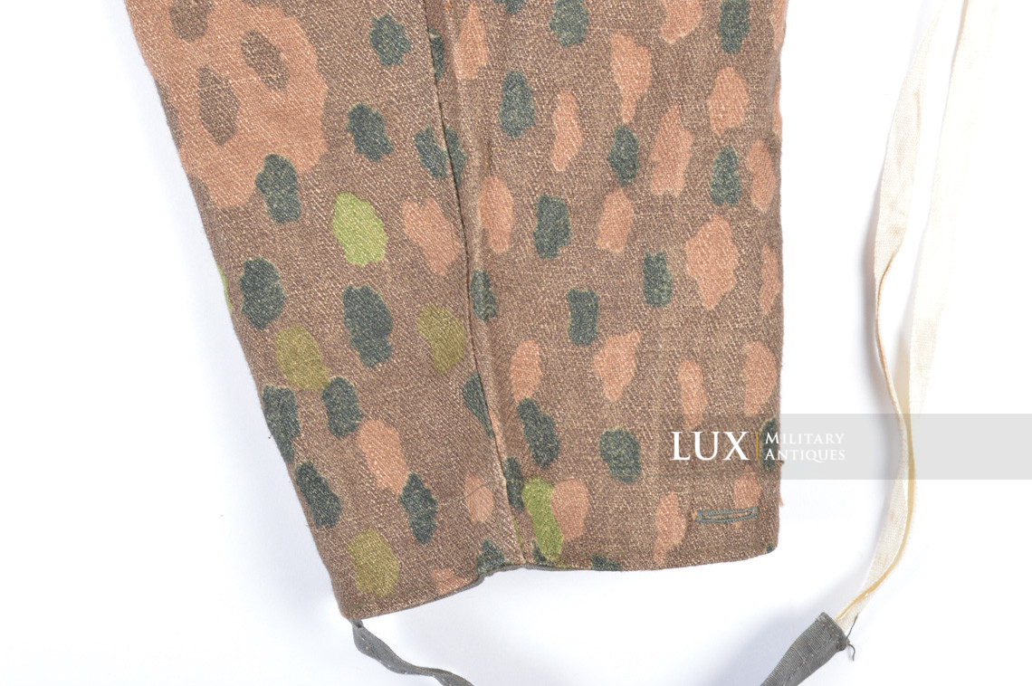 Unissued Waffen-SS M44 dot pattern camouflage combat trousers, « 223/44 » - photo 27