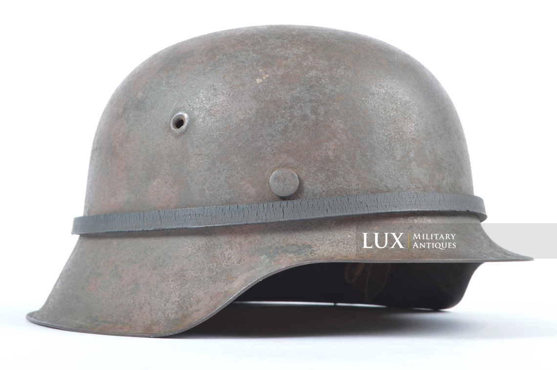 M42 Heer brush camouflage / banded combat helmet, « untouched/woodwork find » - photo 10