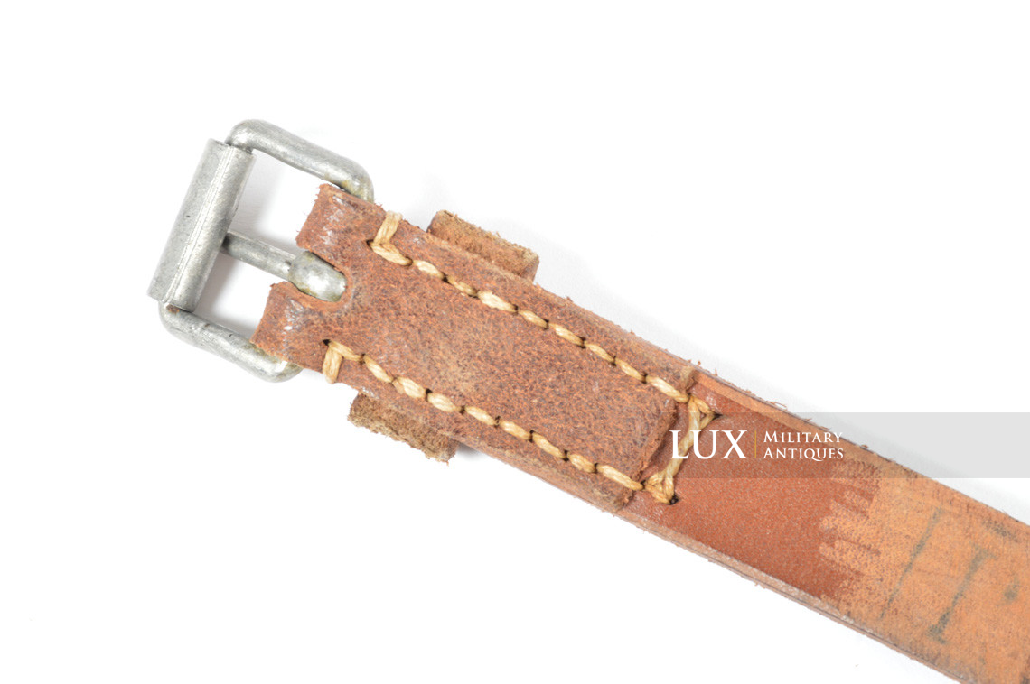 Early German equipment strap in natural brown leather, « 1939 » - photo 10