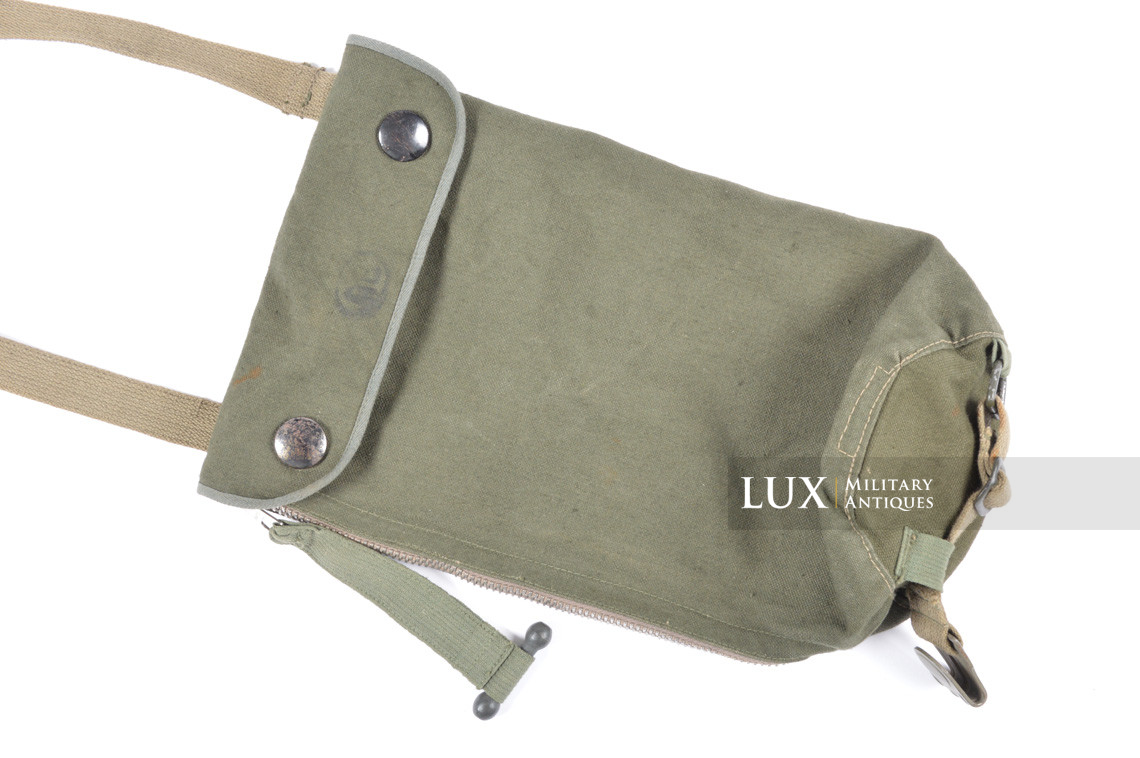 Early German paratrooper gas mask carrying bag, « AB » - photo 8
