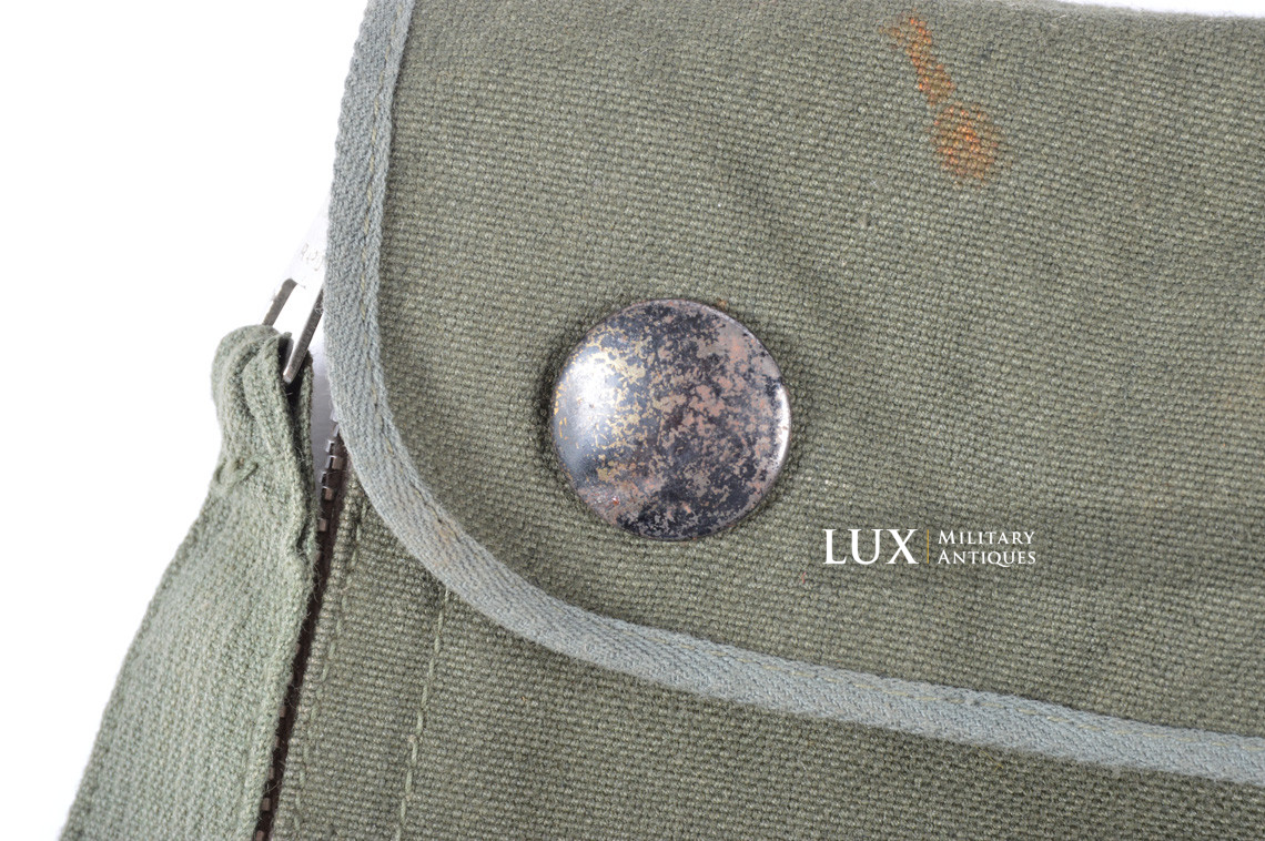 Early German paratrooper gas mask carrying bag, « AB » - photo 12