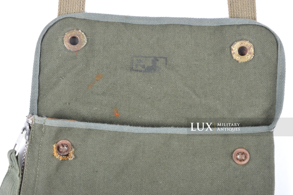 Early German paratrooper gas mask carrying bag, « AB » - photo 13
