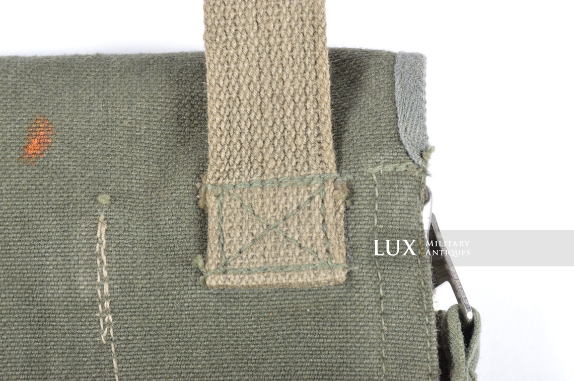 Early German paratrooper gas mask carrying bag, « AB » - photo 27