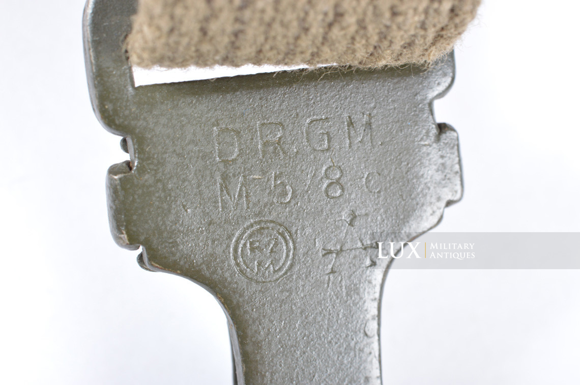 Early German paratrooper gas mask carrying bag, « AB » - photo 29