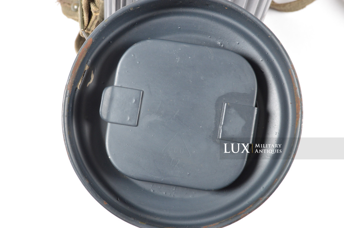 German Luftwaffe issued gas mask canister, « ebu42 » - photo 21