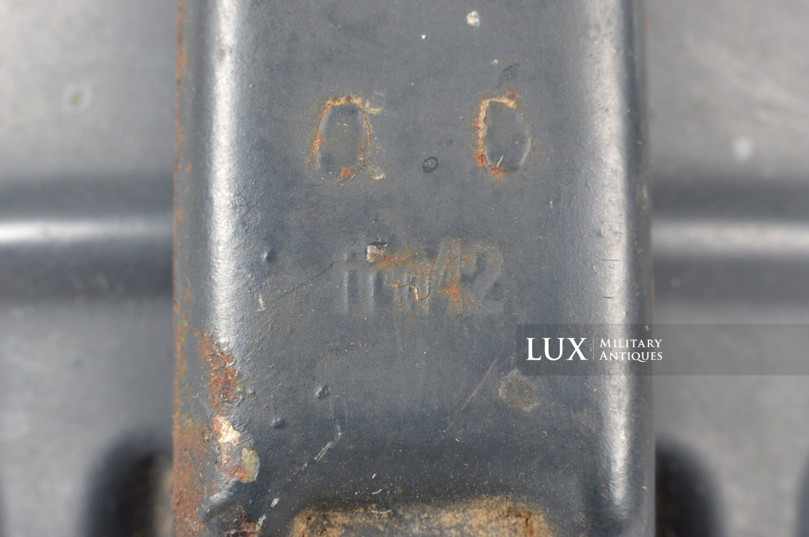 German Luftwaffe issued gas mask canister, « ebu42 » - photo 23