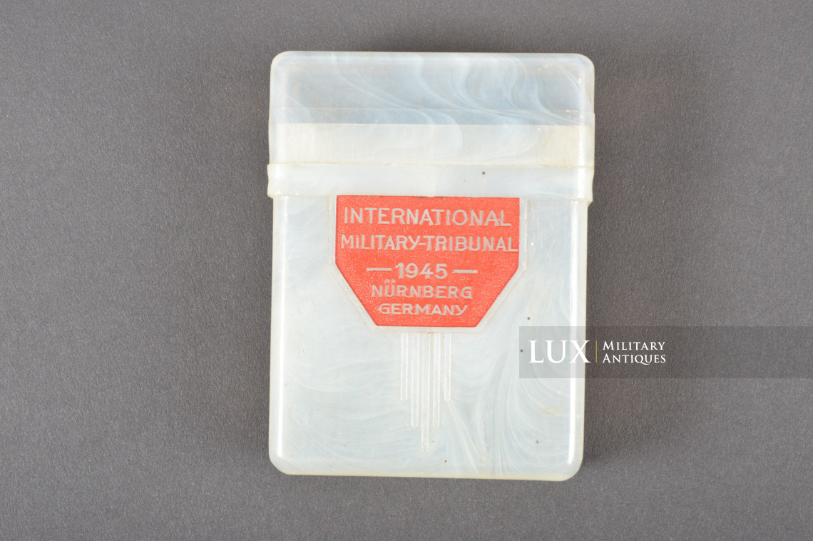 US occupied German - « Nürnberg International War Tribunal » cigarette case - photo 4