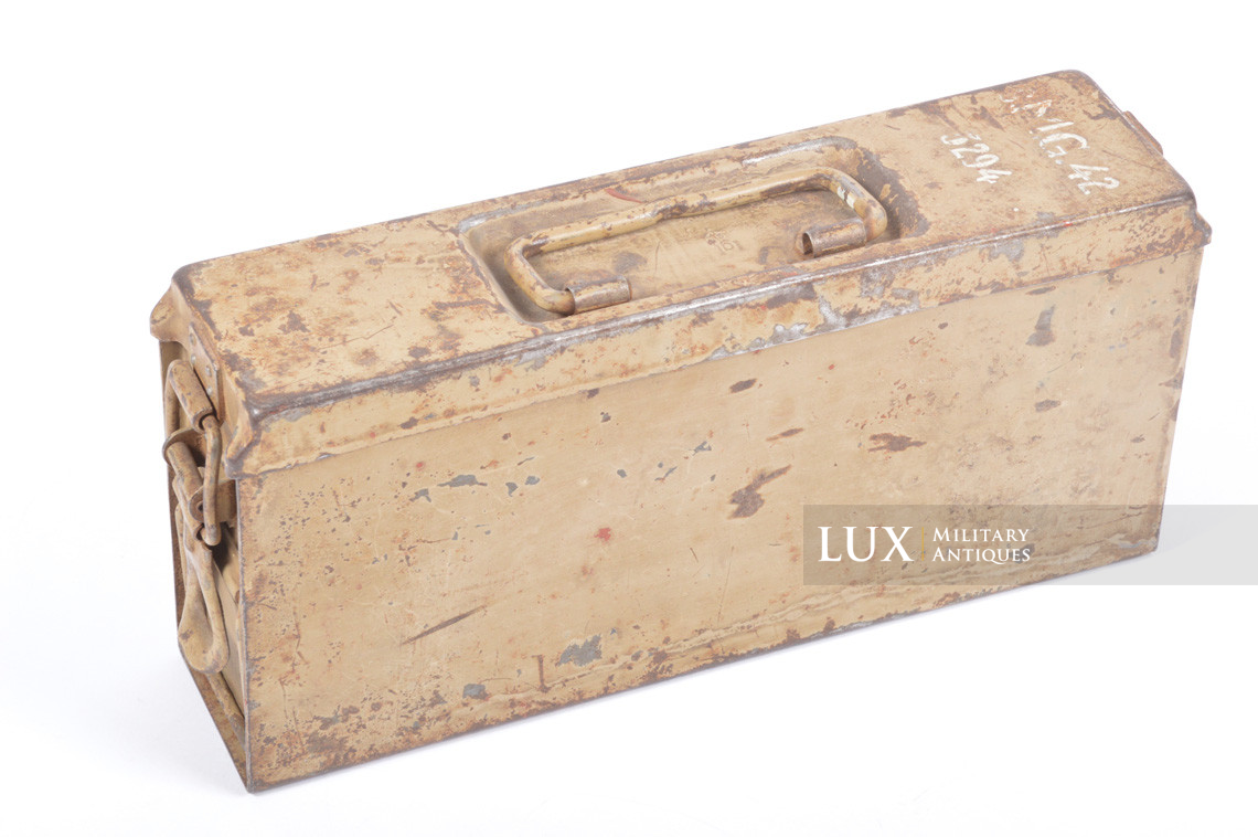 German late-war tan MG34/42 ammunition case, « MG.42 3294 » - photo 4