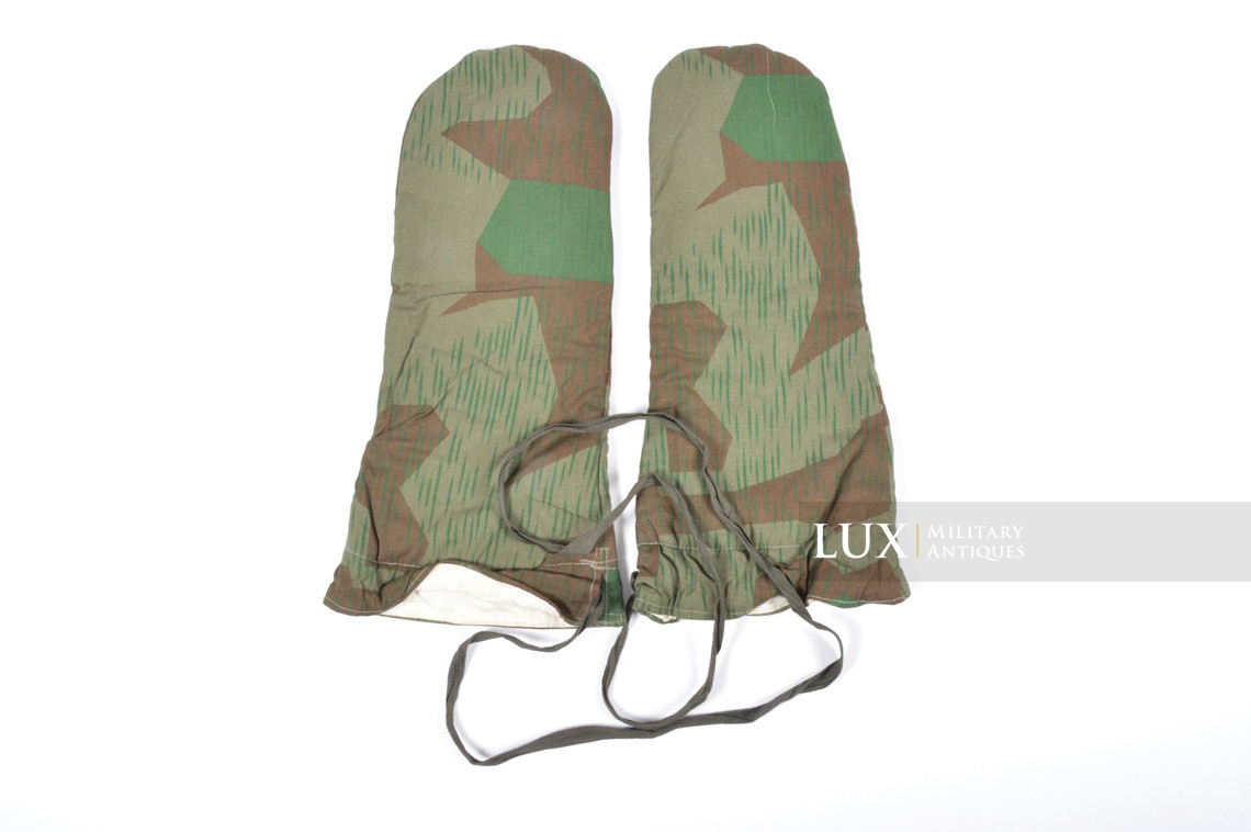 Unissued Heer/Luftwaffe splinter pattern camouflage/white reversible winter gloves - photo 7