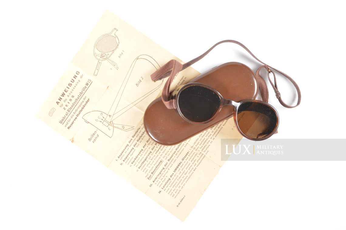 Lunettes solaires allemandes réglementaires « Carl Zeiss / Umbral » - photo 4