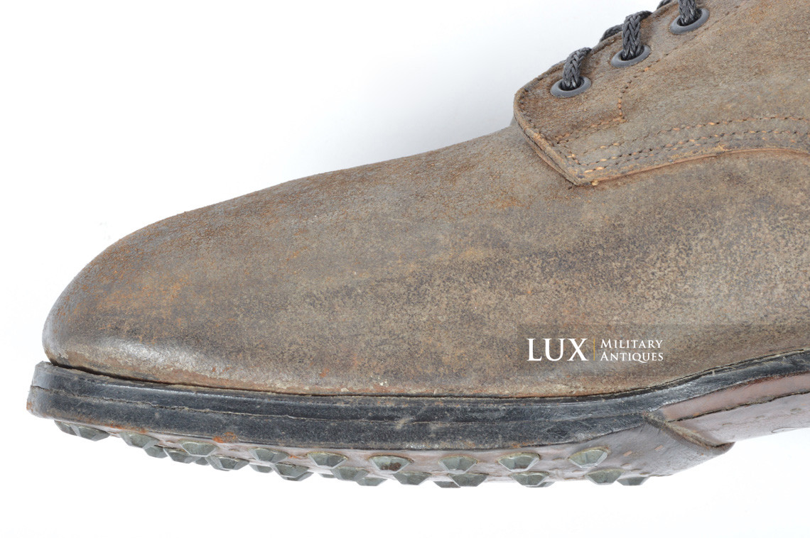 Unissued early-war German low ankle combat boots, « G.STRASSER » - photo 17