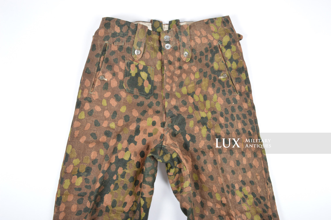 Pantalon Waffen-SS M44 en camouflage petit pois, RBNr « 0/1297/0079 » - photo 17