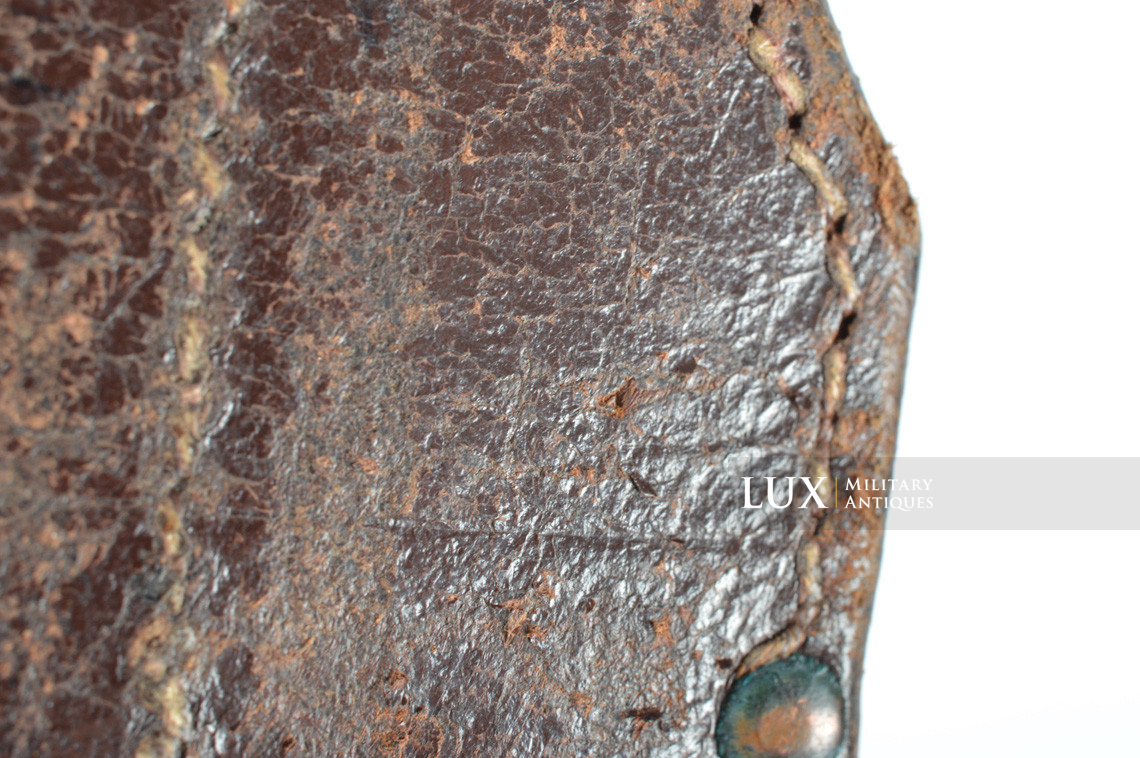 Early German Luftwaffe K98 bayonet frog - photo 12