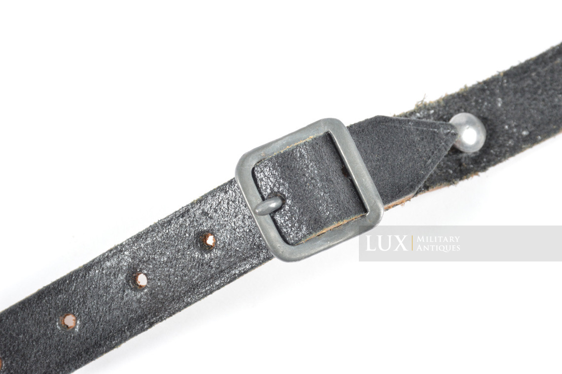 German helmet chinstrap, « G. SINGER KLATTAU 1941 » - photo 9