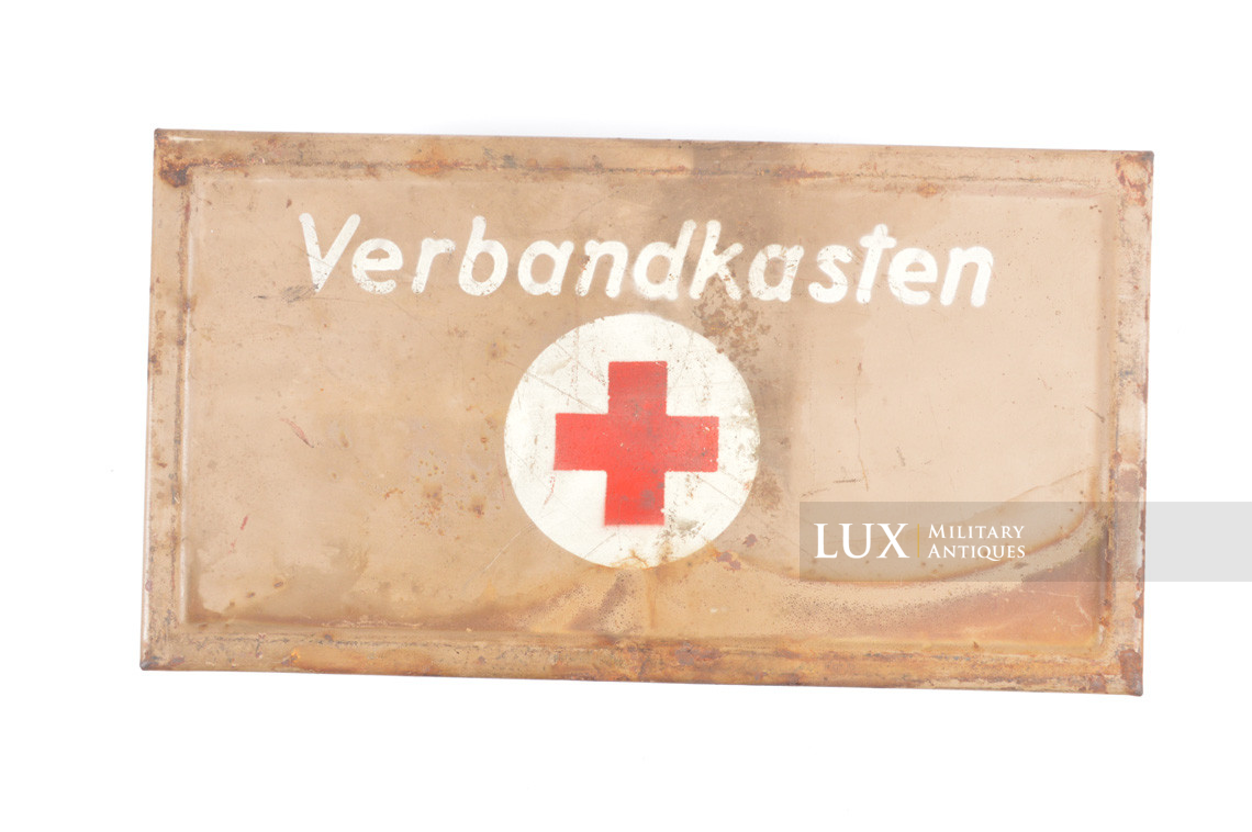 Late-war metal medics first aid box, « Verbandkasten »